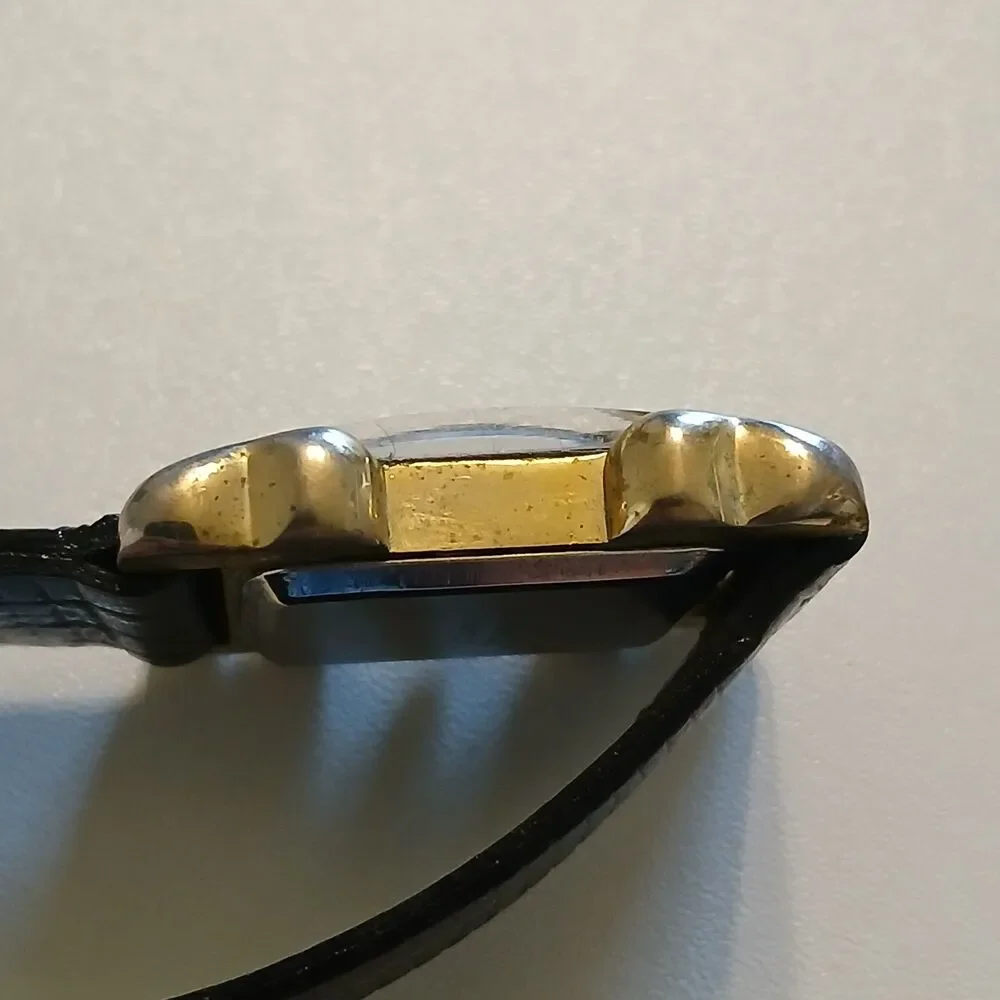VTG 90s St. Bernard Women Quartz Watch Black Dial Gold Tone Accent 19.6mm